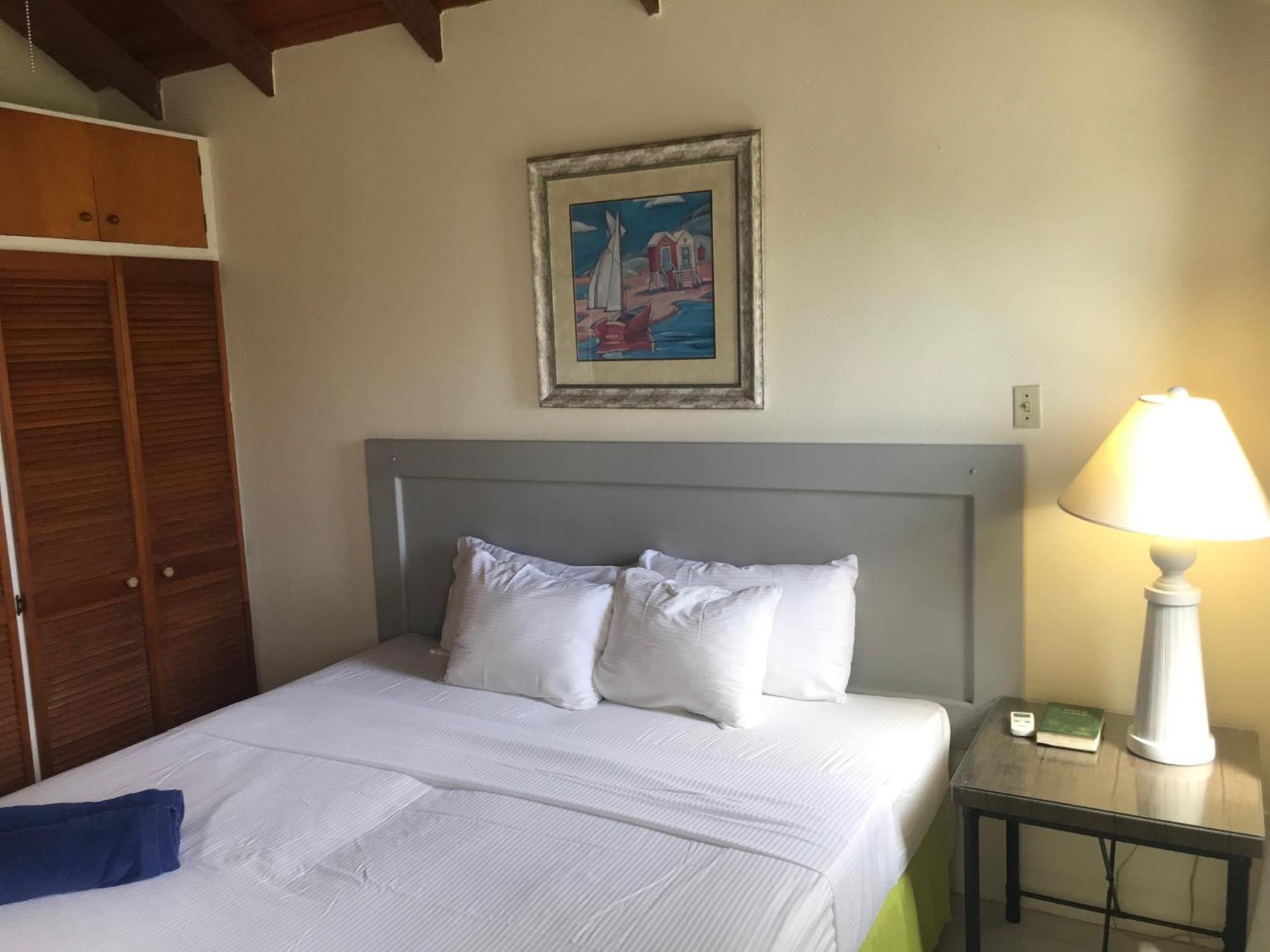 Coconut Court Beach Hotel Christ Church Rom bilde